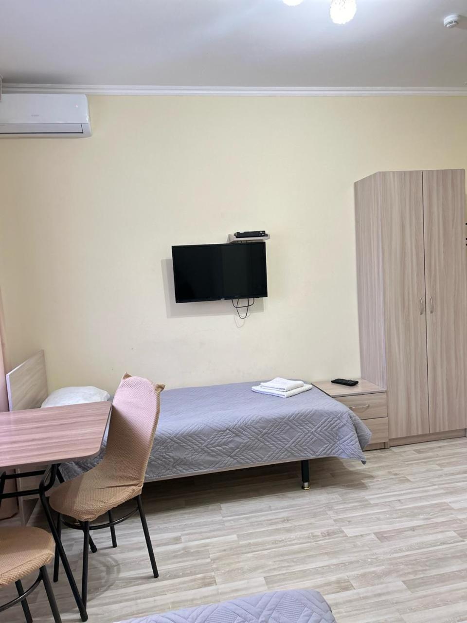 Талисман Hotel Aktau  Szoba fotó